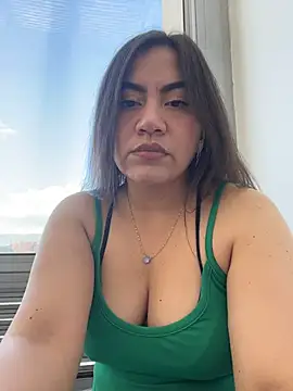 Iam  Cristal online show from May 9, 9:29 pm