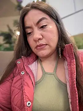 Iam  Cristal online show from December 18, 9:51 pm