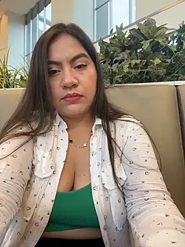 Snapshot of Iam__Cristal chatting on June 16, 10:32 pm Iam Cristal online show from June 16, 10:32 pm