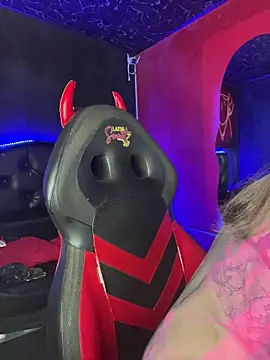 Iam  Cristal online show from February 7, 10:18 pm