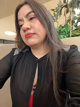 Iam  Cristal online show from February 3, 10:04 pm