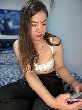 Snapshot of Iam__Cristal chatting on February 24, 11:52 pm Iam Cristal online show from February 24, 11:52 pm