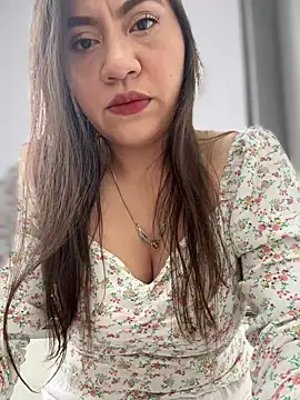 Snapshot of Iam__Cristal chatting on February 26, 8:47 pm Iam Cristal online show from February 26, 8:47 pm