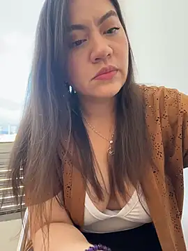Snapshot of Iam__Cristal chatting on July 6, 10:34 pm Iam Cristal online show from July 6, 10:34 pm
