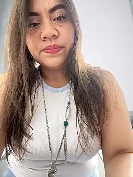 Iam  Cristal online show from December 3, 9:36 pm