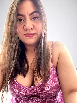 Snapshot of Iam__Cristal chatting on October 6, 9:48 pm Iam Cristal online show from October 6, 9:48 pm