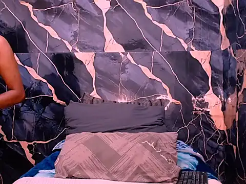 Snapshot of indianspicey chatting on September 13, 5:13 pm indianspicey online show from September 13, 5:13 pm