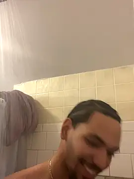 Snapshot of da1jaxx chatting on December 4, 12:02 am da1jaxx online show from December 4, 12:02 am