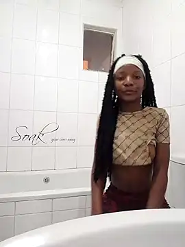 SHANTYBABE online show from December 9, 4:05 pm