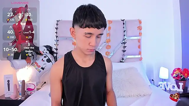 Thayler jones online show from October 12, 11:22 am