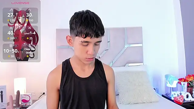 Thayler jones online show from November 25, 11:21 am