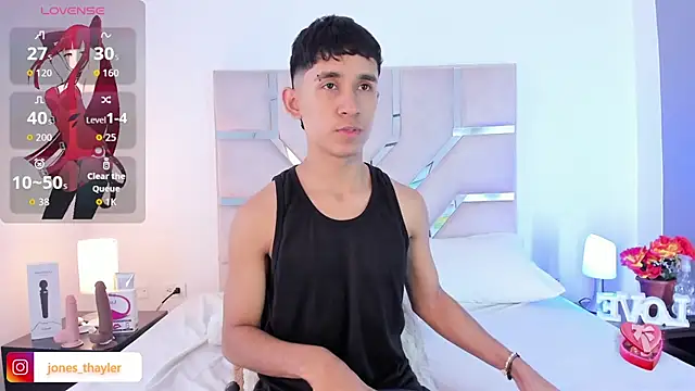 Thayler jones online show from November 30, 12:06 pm