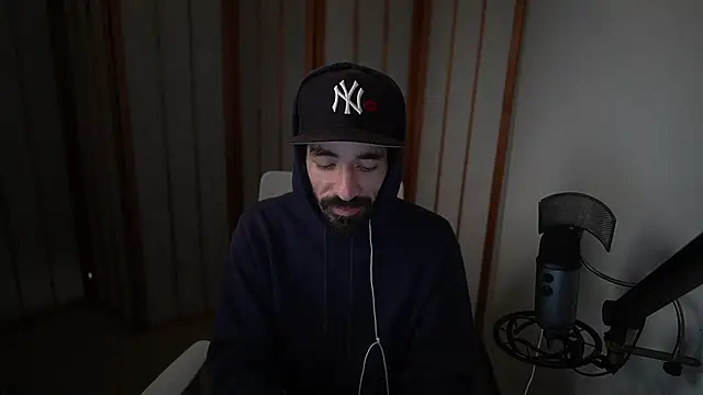 Your Ice cream online show from December 5, 1:10 pm