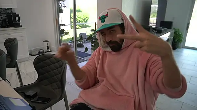 Your Ice cream online show from March 7, 6:54 pm