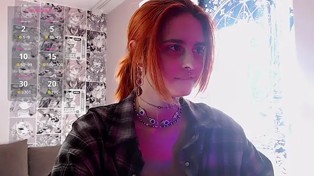 Snapshot of scarlettharrison09 chatting on October 13, 9:44 am scarlettharrison09 online show from October 13, 9:44 am
