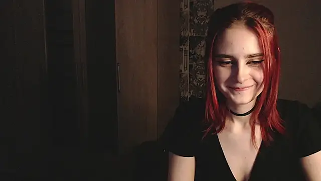 Snapshot of scarlettharrison09 chatting on December 11, 10:27 pm scarlettharrison09 online show from December 11, 10:27 pm