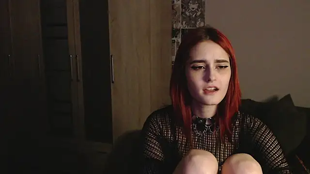 Snapshot of scarlettharrison09 chatting on December 24, 12:11 am scarlettharrison09 online show from December 24, 12:11 am