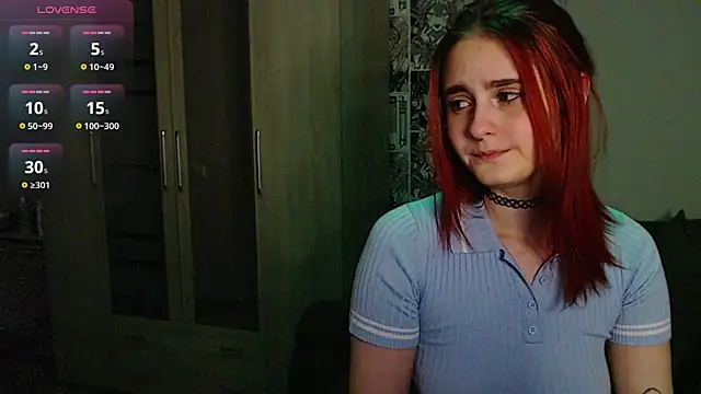 Snapshot of scarlettharrison09 chatting on January 25, 12:27 am scarlettharrison09 online show from January 25, 12:27 am