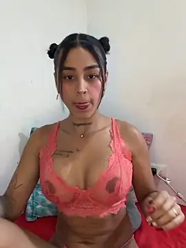 paisitahot1975 online show from February 20, 3:47 pm