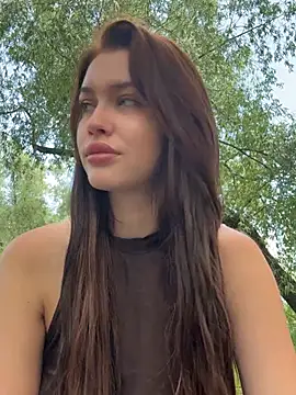 KikiWatson online show from May 21, 8:23 am