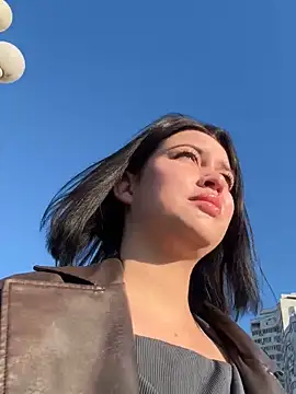 Snapshot of KikiWatson chatting on November 29, 7:08 am KikiWatson online show from November 29, 7:08 am