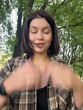 Snapshot of KikiWatson chatting on September 25, 6:08 am KikiWatson online show from September 25, 6:08 am