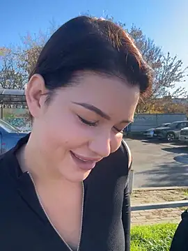 Snapshot of KikiWatson chatting on October 30, 7:06 am KikiWatson online show from October 30, 7:06 am