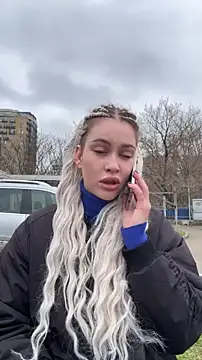 KikiWatson online show from March 20, 8:04 am