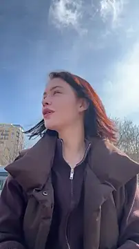 KikiWatson online show from March 22, 7:43 am