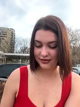 Snapshot of KikiWatson chatting on November 24, 7:30 am KikiWatson online show from November 24, 7:30 am