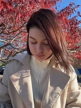 Snapshot of KikiWatson chatting on November 1, 7:13 am KikiWatson online show from November 1, 7:13 am