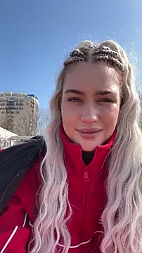 KikiWatson online show from March 15, 8:21 am