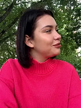 Snapshot of KikiWatson chatting on September 11, 6:24 am KikiWatson online show from September 11, 6:24 am