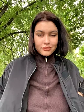 Snapshot of KikiWatson chatting on September 20, 6:40 am KikiWatson online show from September 20, 6:40 am