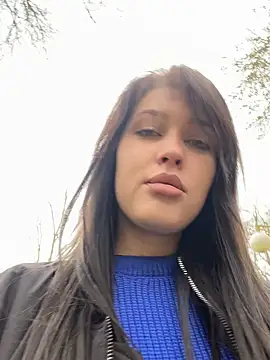 Snapshot of KikiWatson chatting on March 19, 8:12 am KikiWatson online show from March 19, 8:12 am