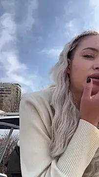 KikiWatson online show from March 19, 8:03 am