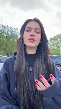 KikiWatson online show from April 20, 6:49 am