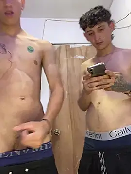 LatinBoysxxx online show from January 17, 6:12 pm