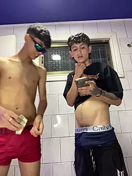 LatinBoysxxx online show from January 17, 9:17 am