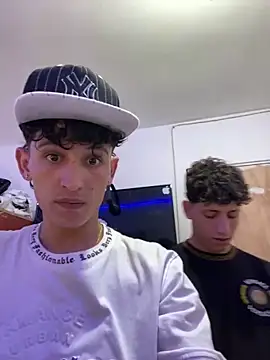 LatinBoysxxx online show from December 25, 7:13 pm