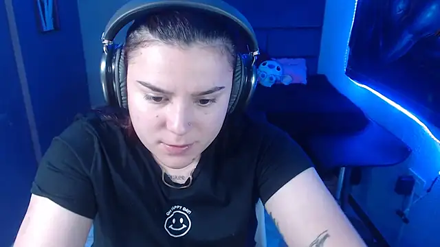 Snapshot of Nika_1_ chatting on January 22, 10:48 pm Nika 1 online show from January 22, 10:48 pm