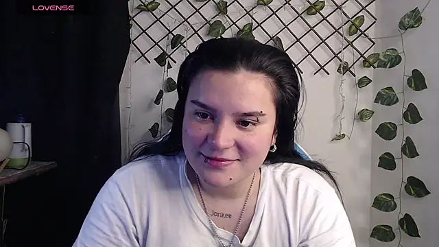 Snapshot of Nika_1_ chatting on July 16, 12:07 am Nika 1 online show from July 16, 12:07 am
