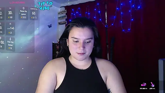 Snapshot of Nika_1_ chatting on October 4, 1:01 pm Nika 1 online show from October 4, 1:01 pm