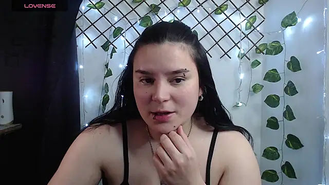 Snapshot of Nika_1_ chatting on July 8, 11:05 pm Nika 1 online show from July 8, 11:05 pm
