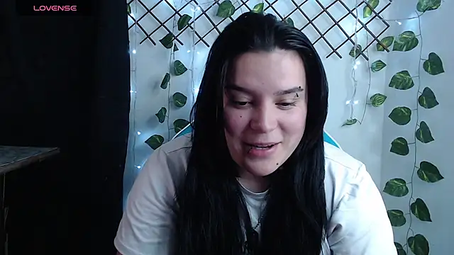 Snapshot of Nika_1_ chatting on July 14, 11:33 pm Nika 1 online show from July 14, 11:33 pm
