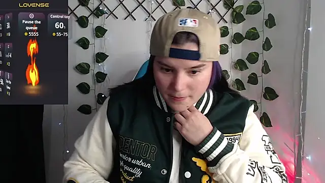 Snapshot of Nika_1_ chatting on February 18, 6:11 am Nika 1 online show from February 18, 6:11 am