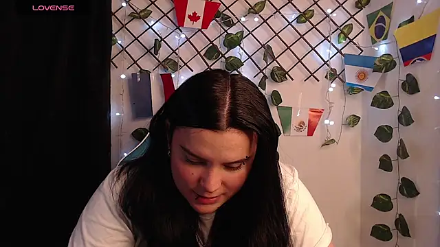 Snapshot of Nika_1_ chatting on June 21, 3:23 am Nika 1 online show from June 21, 3:23 am