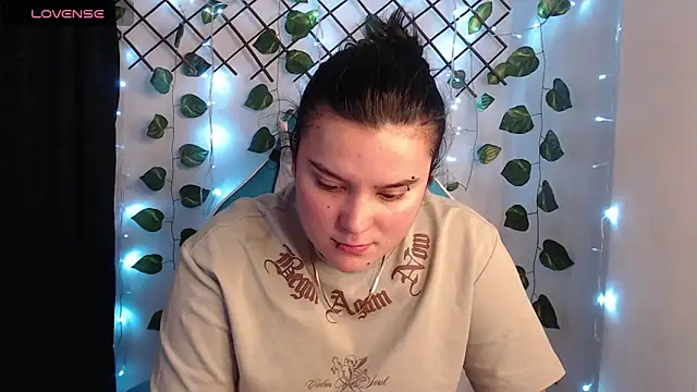 Nika 1  online show from May 2, 12:49 am