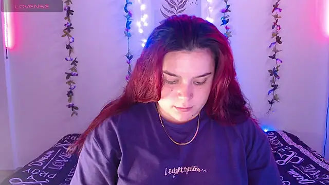 Snapshot of Nika_1_ chatting on February 5, 8:14 pm Nika 1 online show from February 5, 8:14 pm