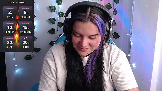 Snapshot of Nika_1_ chatting on February 21, 1:18 am Nika 1 online show from February 21, 1:18 am